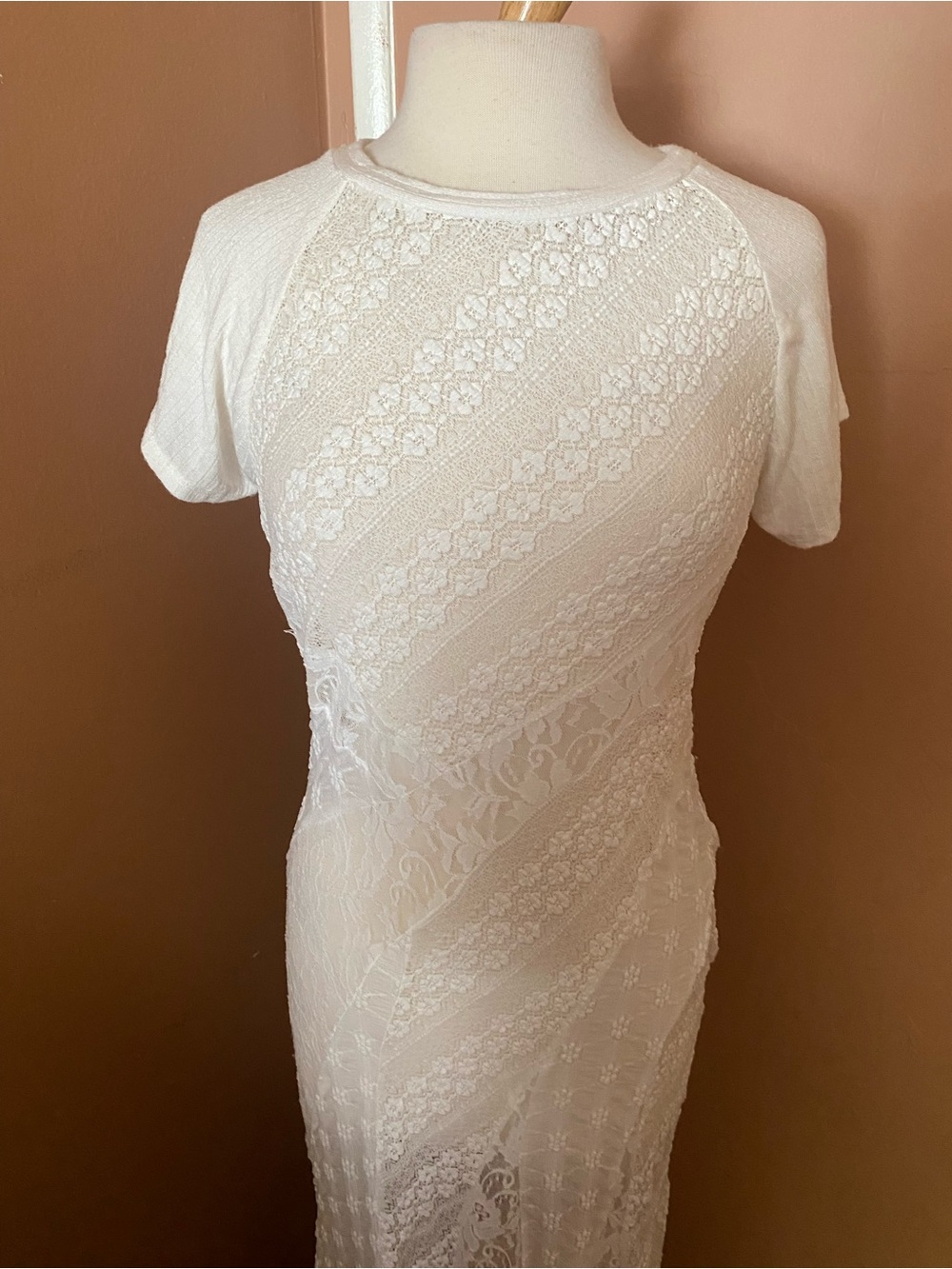 FREE PEOPLE Cypress Lace
Maxi white dress medium - Picture 7 of 12